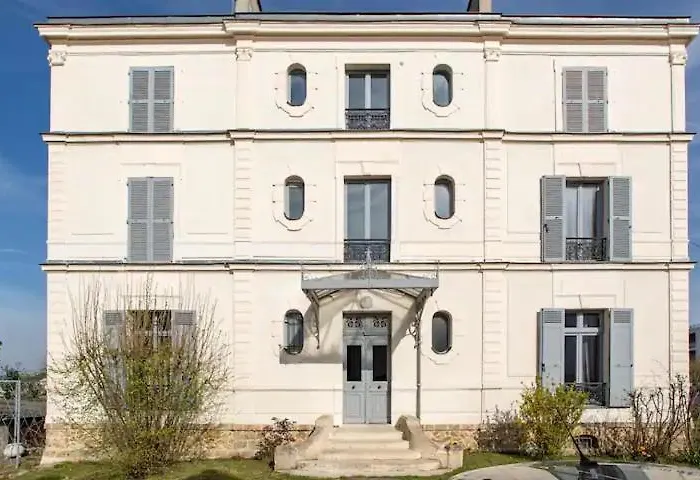 Le Parisien